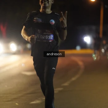 Runner Photo 3695245