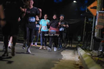Runner Photo 3695259