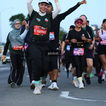 Runner Photo 3695290