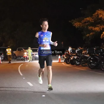Runner Photo 3695293