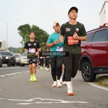 Runner Photo 3695295