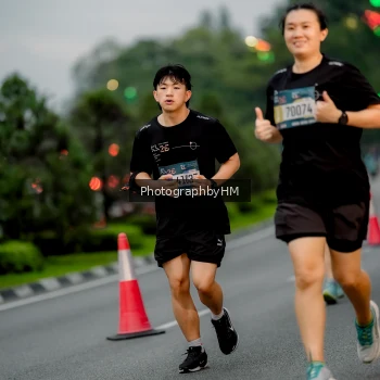 Runner Photo 3695331