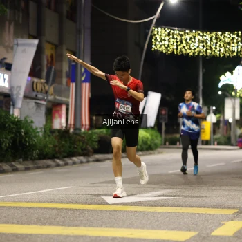 Runner Photo 3695341