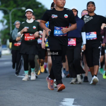 Runner Photo 3695344