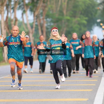Runner Photo 3695369