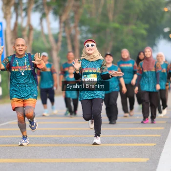 Runner Photo 3695383