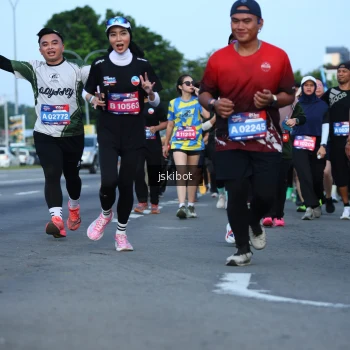 Runner Photo 3695394