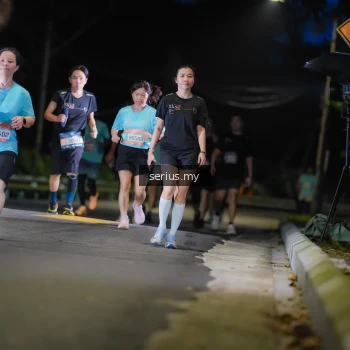Runner Photo 3695406