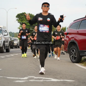 Runner Photo 3695425