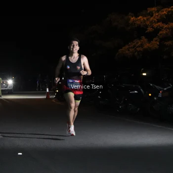 Runner Photo 3695438