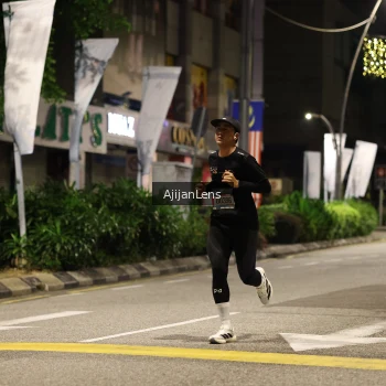 Runner Photo 3695442