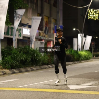 Runner Photo 3695447