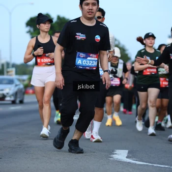 Runner Photo 3695457