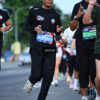 Runner Photo 3695478