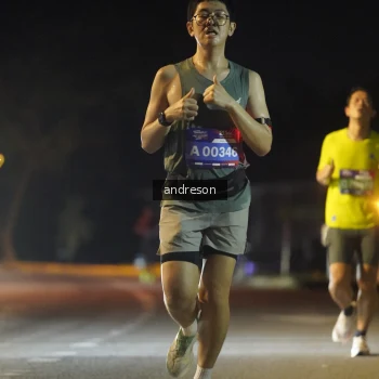 Runner Photo 3695493