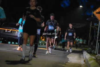 Runner Photo 3695531