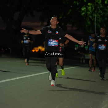 Runner Photo 3695532