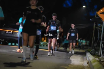 Runner Photo 3695533