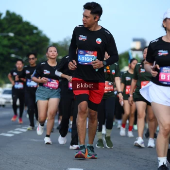 Runner Photo 3695536