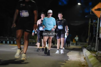 Runner Photo 3695572