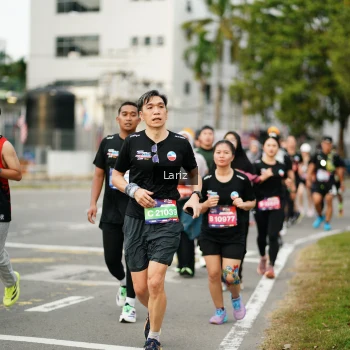 Runner Photo 3695594