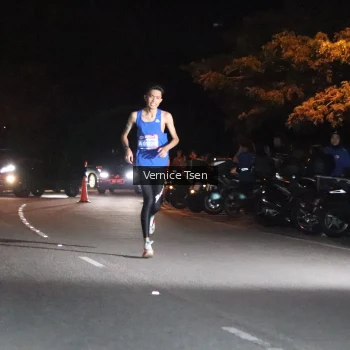 Runner Photo 3695601