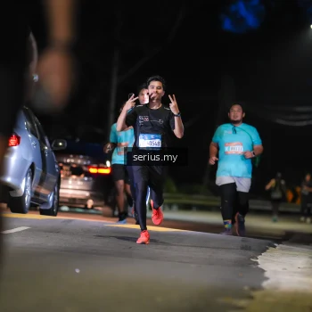 Runner Photo 3695631