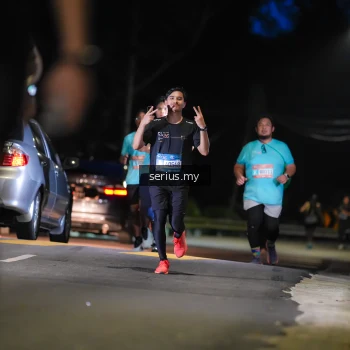 Runner Photo 3695644