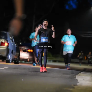 Runner Photo 3695646