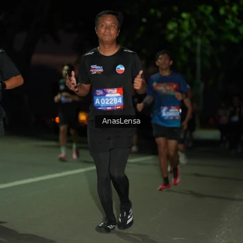 Runner Photo 3695690