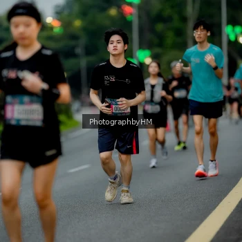 Runner Photo 3695711