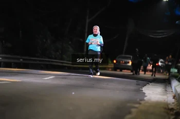 Runner Photo 3695723