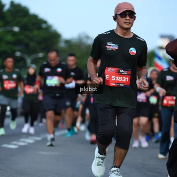 Runner Photo 3695724