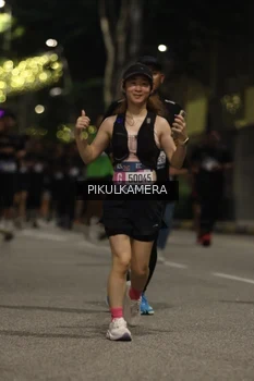 Runner Photo 3695733