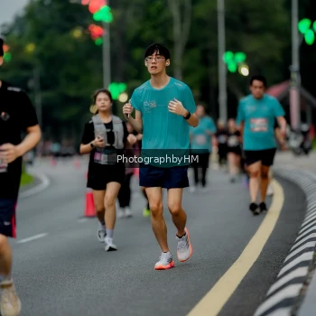 Runner Photo 3695736