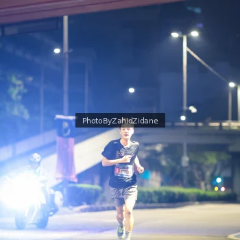 Runner Photo 3695763