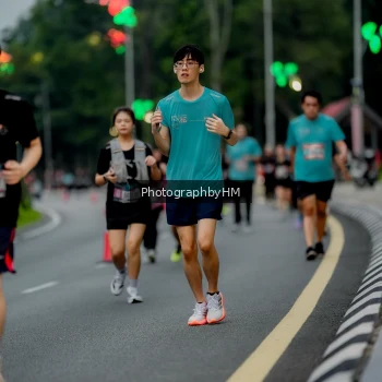 Runner Photo 3695776