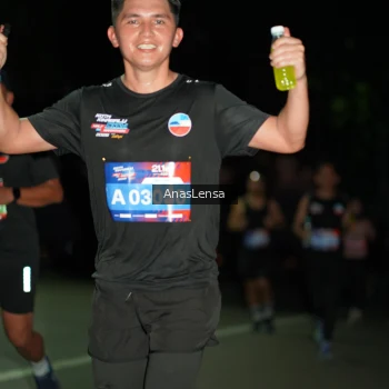 Runner Photo 3695782
