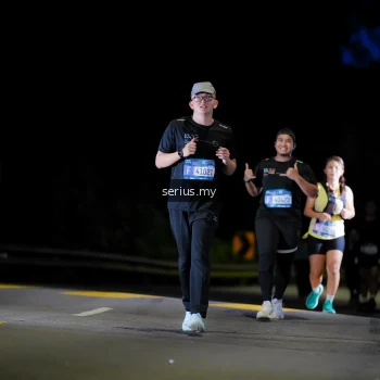 Runner Photo 3695814
