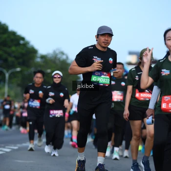 Runner Photo 3695815
