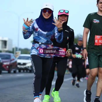Runner Photo 3695825