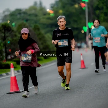 Runner Photo 3695843