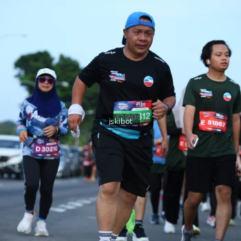 Runner Photo 3695849