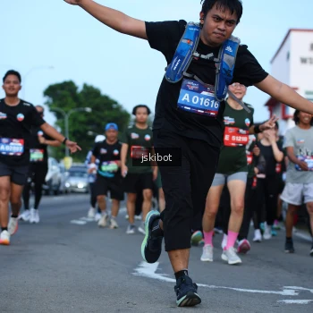 Runner Photo 3695912