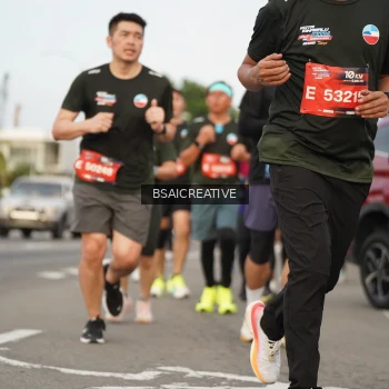 Runner Photo 3695926