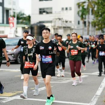 Runner Photo 3695933