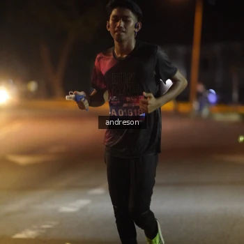 Runner Photo 3695956