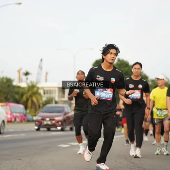 Runner Photo 3695967