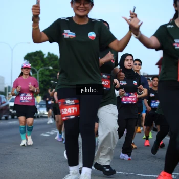 Runner Photo 3695978
