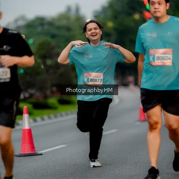 Runner Photo 3696009